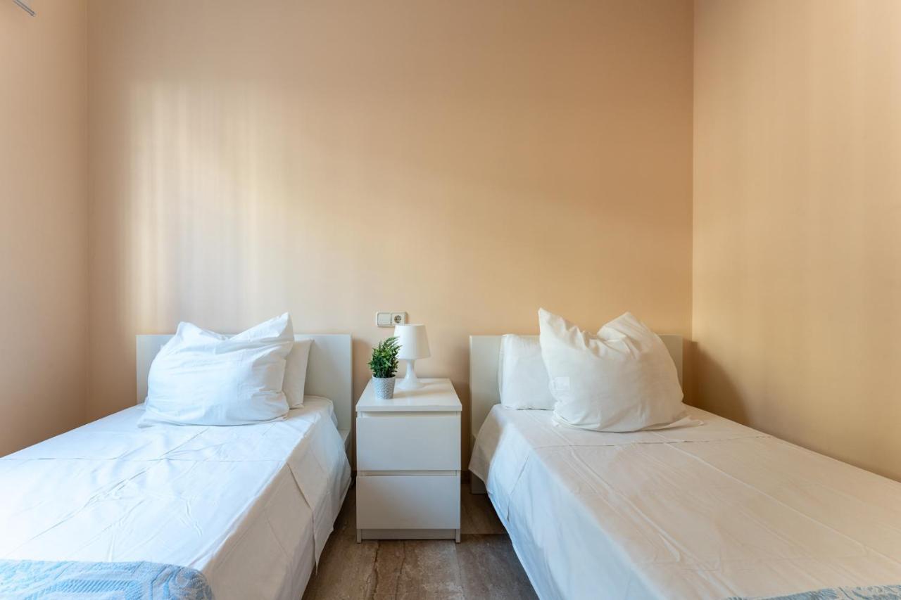 Malagasuite Costa Sol Oasis Torremolinos Ngoại thất bức ảnh