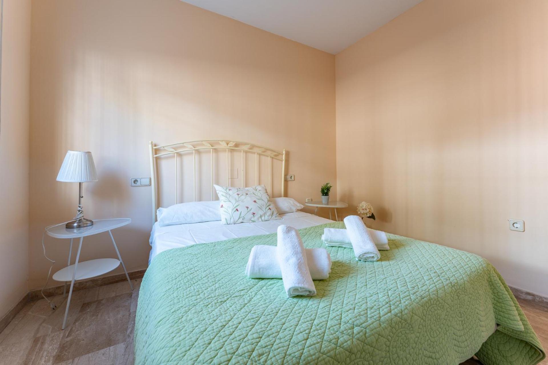 Malagasuite Costa Sol Oasis Torremolinos Ngoại thất bức ảnh