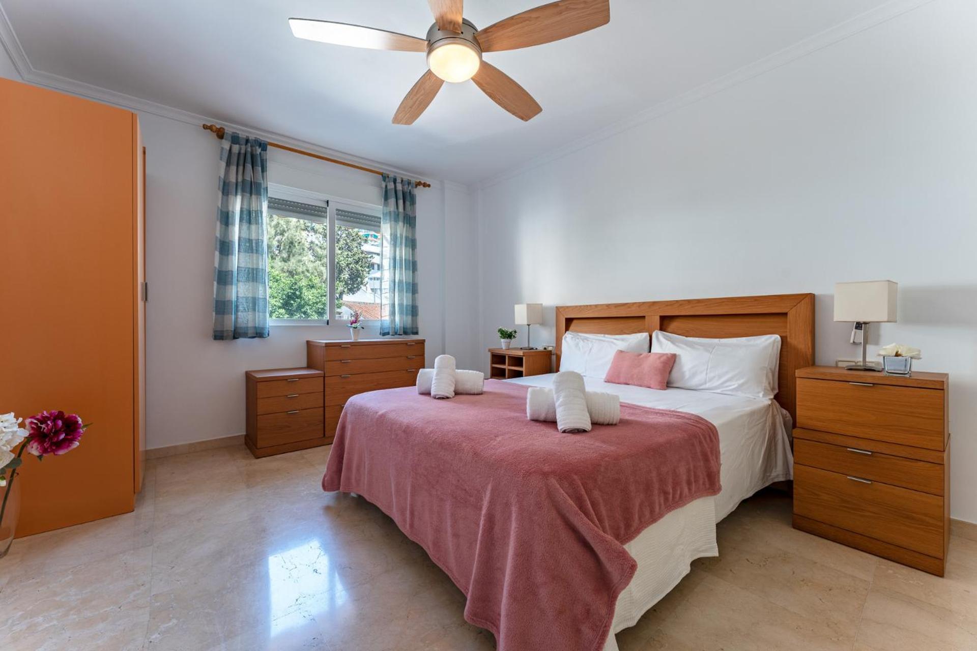 Malagasuite Costa Sol Oasis Torremolinos Ngoại thất bức ảnh