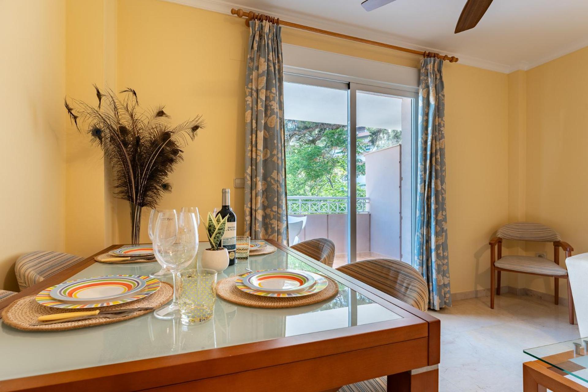 Malagasuite Costa Sol Oasis Torremolinos Ngoại thất bức ảnh