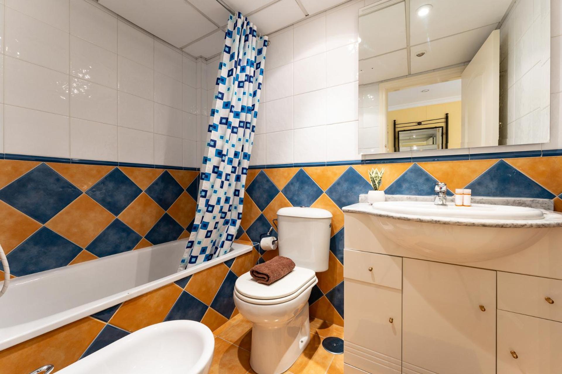 Malagasuite Costa Sol Oasis Torremolinos Ngoại thất bức ảnh